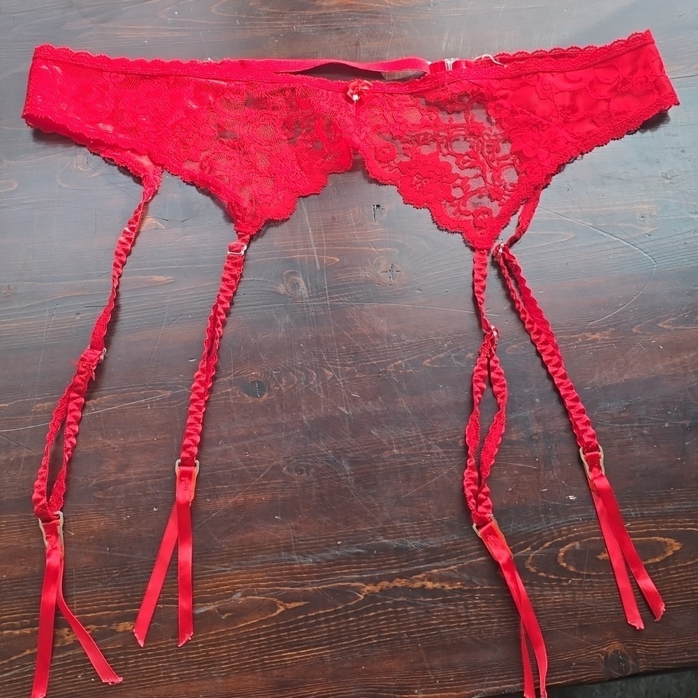 Intimate Attitudes Scarlet Lace Garter Belt